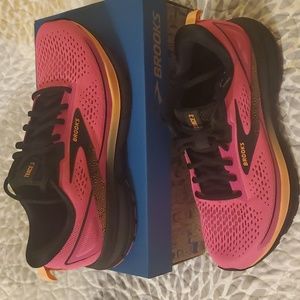 Brooks Trace 3 running shoe